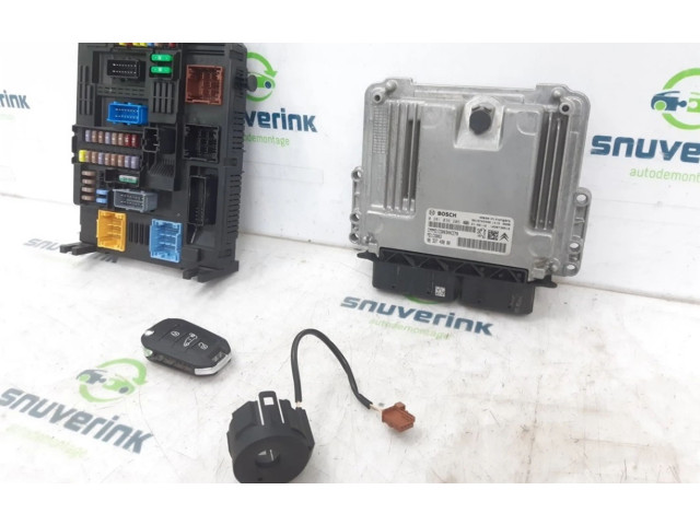 Блок управления двигателя 9833749880, 9833749880   Peugeot Partner III