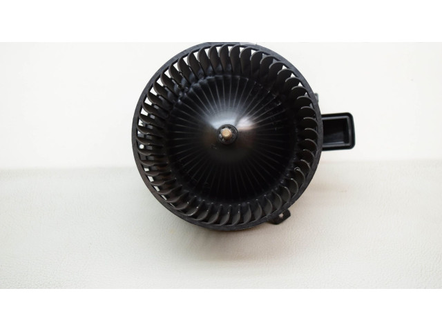 Вентилятор печки 4M2820021C Audi Q5 SQ5