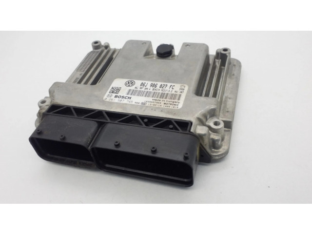 Блок управления двигателем ECU