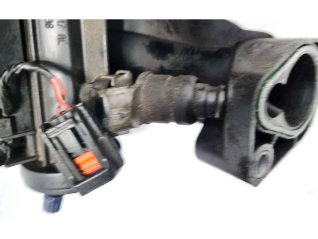 Форсунка 06A906031BT    Skoda Octavia Mk2 (1Z)   