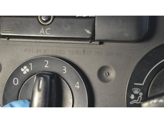 Блок управления климат-контролем 0210401, 53701   Volkswagen Caddy