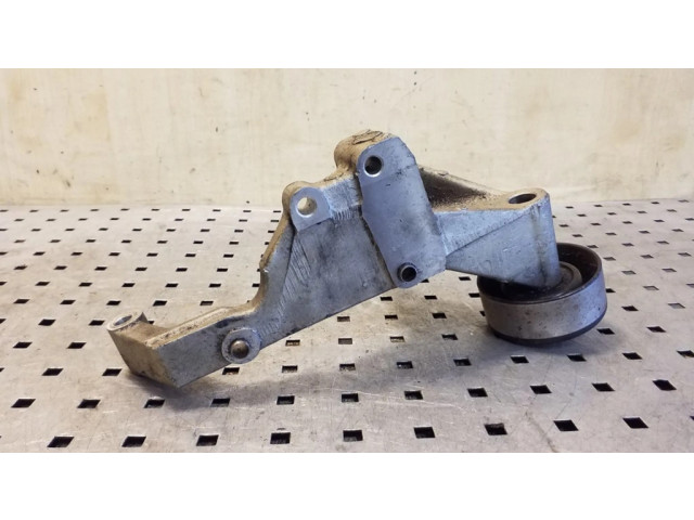 Кронштейн генератора