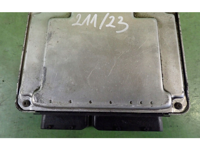 Řídící jednotka 038906019LQ Seat Alhambra (Mk1) 2003