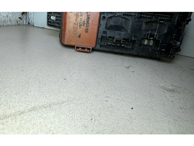 Блок предохранителей MB953355, 0G040104   Mitsubishi Carisma    