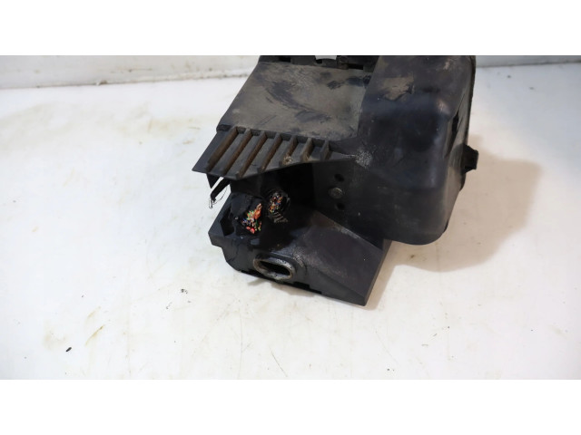 Блок предохранителей Fiat Linea