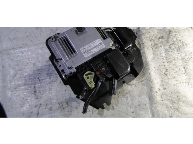 Блок управления двигателем Блок управления CV1112A650CF   Ford B-MAX