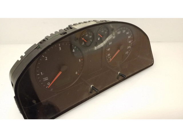 Přístrojová deska Volkswagen Transporter - Caravelle T5 2005 7H0920851R, 7H0920