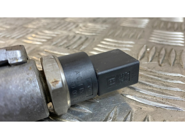 Vstřikovací lišta A6420700695, 0528100126 Mercedes-Benz C W203 pro naftový motor 3.0 642 3.0 V6