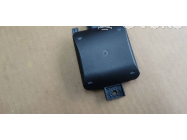 Датчик слепых зон 2Q0907685G Skoda Octavia Mk4