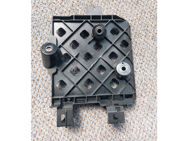 Блок предохранителей 80A907647B, 80A907647B Audi Q5 SQ5