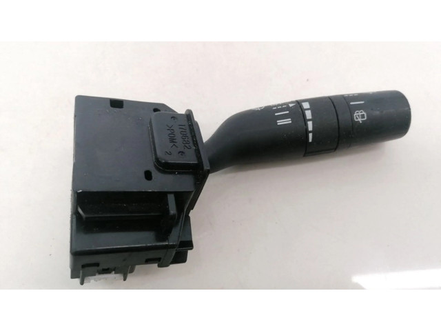 Ручка стеклоочистителей 17D682 Mazda 3 II