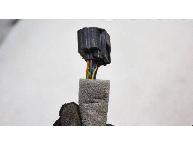 Зеркало электрическое Nissan Pathfinder R51 2005 - 2012 года