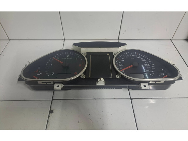 Přístrojová deska Audi A6 Allroad C6 2006 4F0920932, 4F0910930C