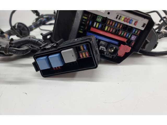 Ящик предохранителей (комплект) 8266248540, 8264448021 Lexus RX 450H