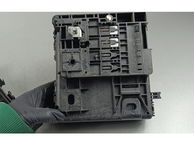 Блок предохранителей  JX6T14A094AE   Lincoln Corsair    