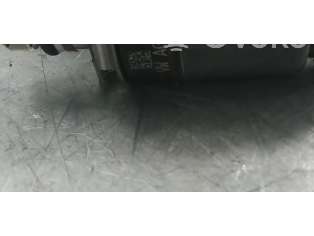 Жиклер (жиклеры) (форсунка (форсунки)    05E906036F, 04E906036AD   Audi A3 8Y