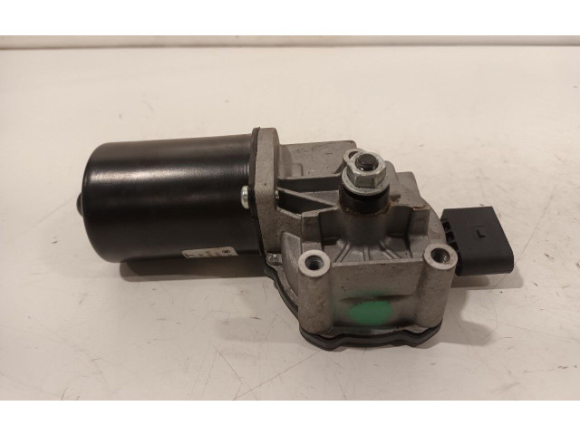 Моторчик дворников Skoda Karoq