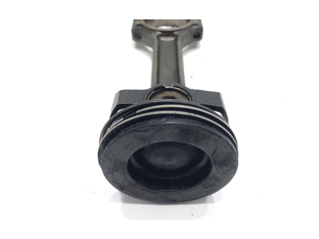  Поршень с шатуном  K9K646  Renault Clio IV  