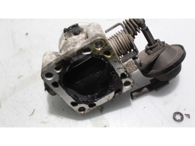 Дроссельная заслонка KIA Ceed  2006 - 2012 года 351002XXXX      