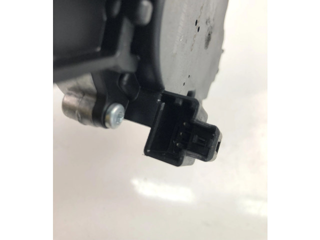 Моторчик дворников 31349380 Volvo XC90