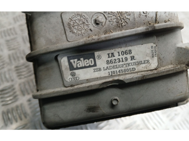 Интеркулер  1J0145805D   Volkswagen Golf IV 