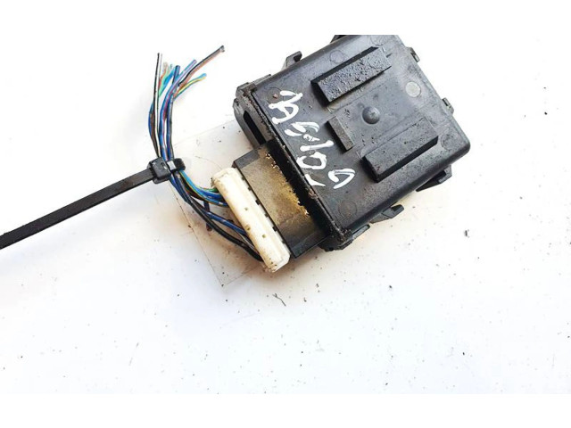 Блок управления 8020024388, bj3d675g2g Mazda Premacy