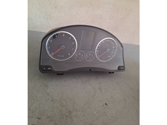 Přístrojová deska Volkswagen Tiguan 2009 5N0920870C