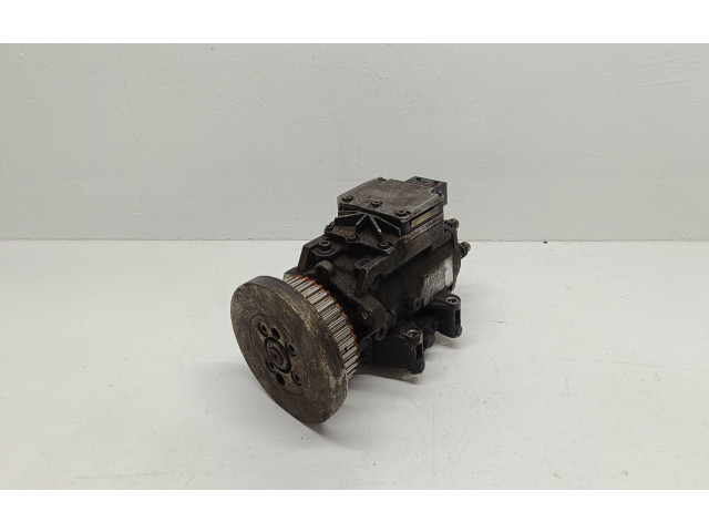 Топливный насос 059130106J    Audi A4 S4 B6 8E 8H  BFC 