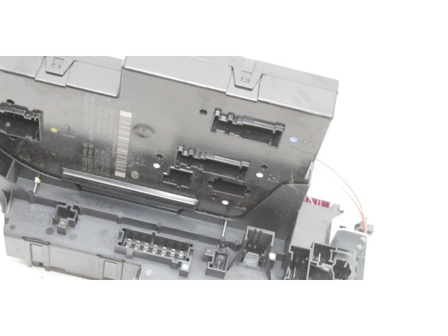 Pojistková skříňka A2049060105 Mercedes-Benz C W204 2012