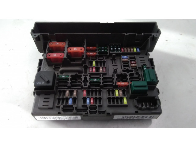 Pojistková skříňka 911944605, 62139291030101 BMW 1 E81 E87 2011