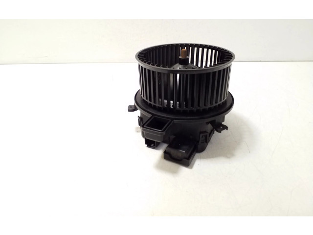 Вентилятор печки    4M1820021C   Audi e-tron