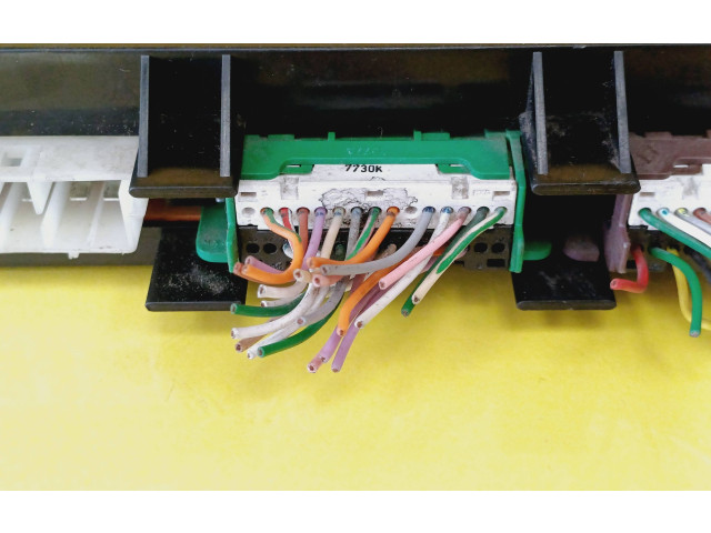 Řídící jednotka 09940049900   Renault Safrane 1998