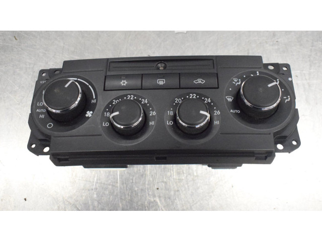 Блок управления климат-контролем    Jeep Grand Cherokee (WK)