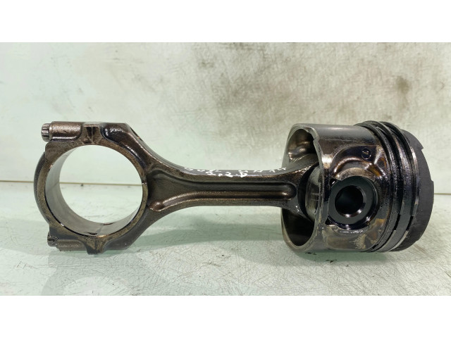 Поршень с шатуном 4HN 4n14 Mitsubishi Outlander для дизельного двигателя 2.2