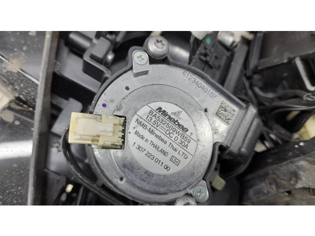 Передняя фара