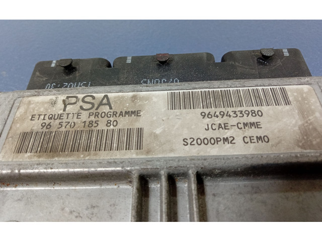 Блок управления двигателем Блок управления 9657018580, 9657018580   Alpine C2