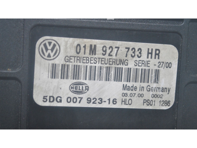 Блок управления коробкой передач 01M927733HR   Skoda Octavia Mk2 (1Z)