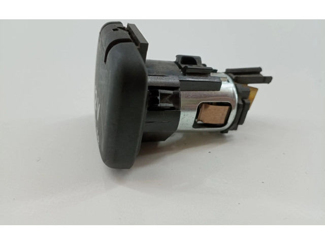 Turbodmychadlo Экран/ дисплей / маленький экран Isqueiro, MALA Mercedes-Benz C W203