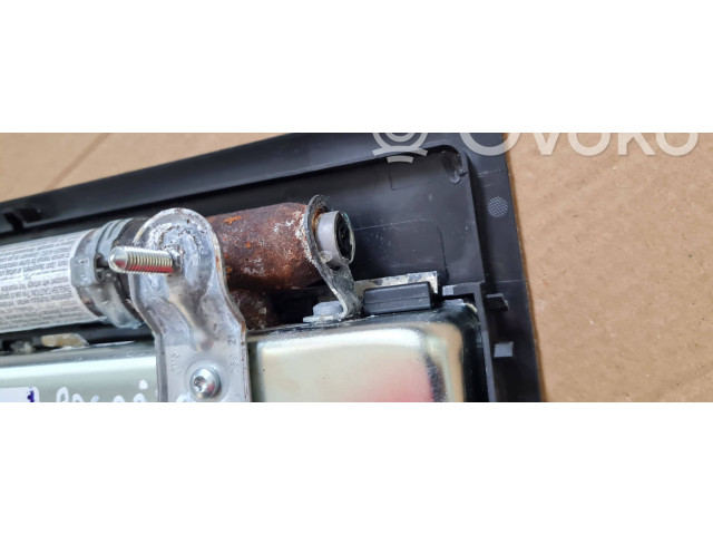 Подушка безопасности для колен 83A880842D   Audi Q3 F3