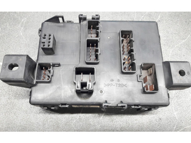 Блок предохранителей  82600-87219   Daihatsu Cuore    