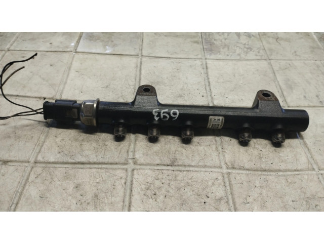 Vstřikovací lišta 968529758001, 94675G01   Peugeot 5008  pro naftový motor 1.6  