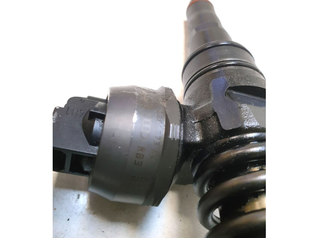Форсунка 036130073AJ Audi A4 S4 B6 8E 8H AVB