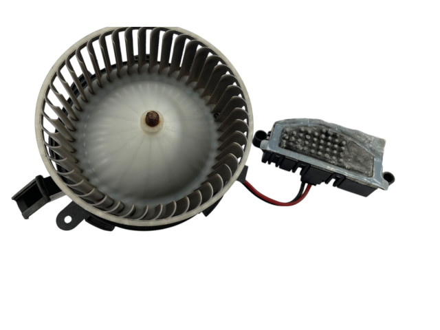 Вентилятор печки 8T0820521, X5490003 Audi Q5 SQ5