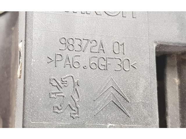 Вентилятор радиатора     9801666680, 9801666680    Peugeot 2008 I 