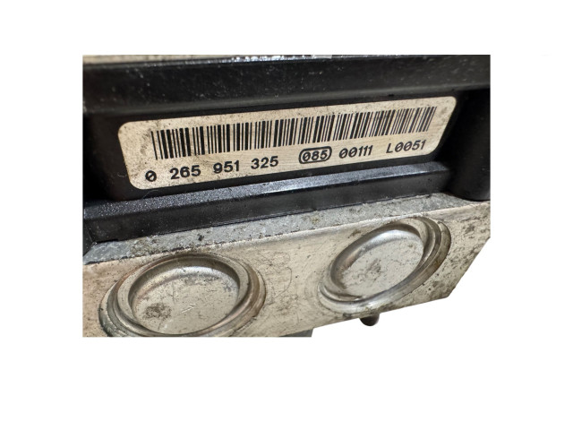 Блок АБС 0265951325, 9666848380   Peugeot  5008   -  года