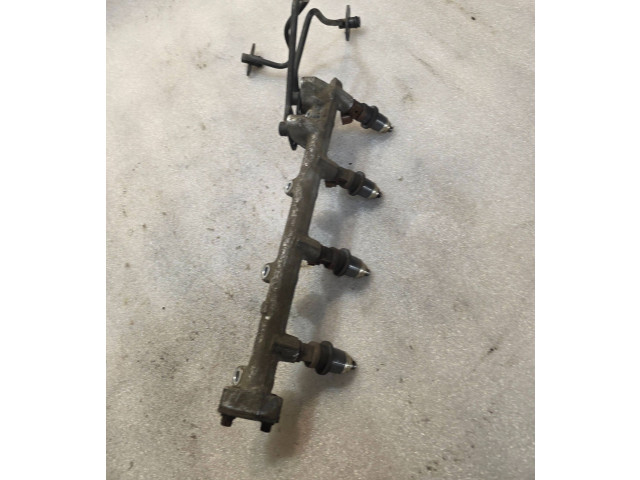 Комплект форсунок E7t05072 Mitsubishi Galant