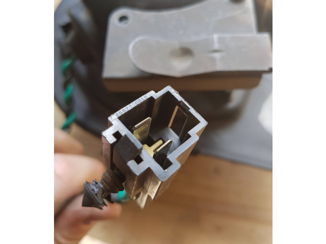 Вентилятор печки    4644196   Chrysler Voyager