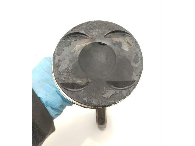 Píst R079M, U600 Audi A8 S8 D4 4H