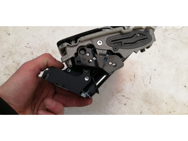 Дисплей    8V0857273F   Audi A3 S3 8V