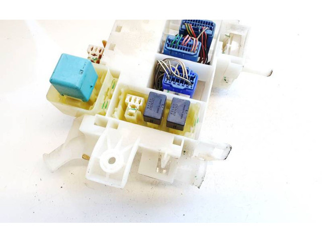 Блок предохранителей 6059a11, 6058 Toyota Corolla Verso E121